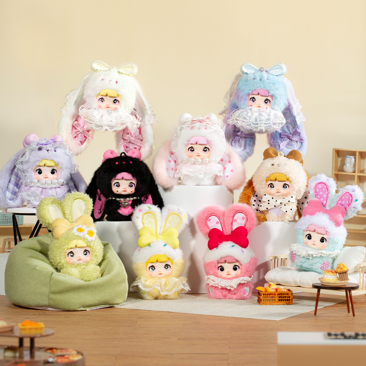 М'яка фігурка-підвіс Hi TOY Nommi – Зайченята – 10 см — превʼю 8