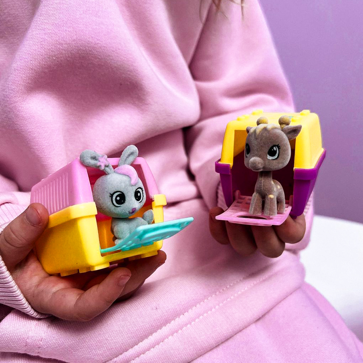 Колекційна фігурка-сюрприз House Pets Мій улюбленець з переноскою 72 види — превʼю 6