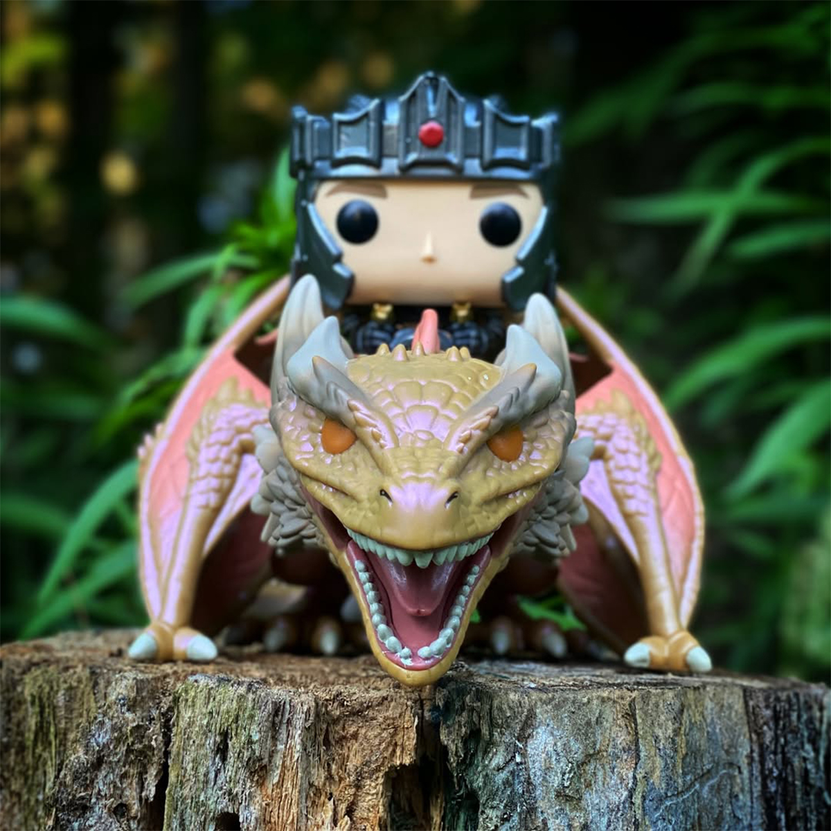 Колекційна ігрова фігурка Funko POP Rides Дім Дракона - Ейґон Тарґарієн Сонцежар — превʼю 3