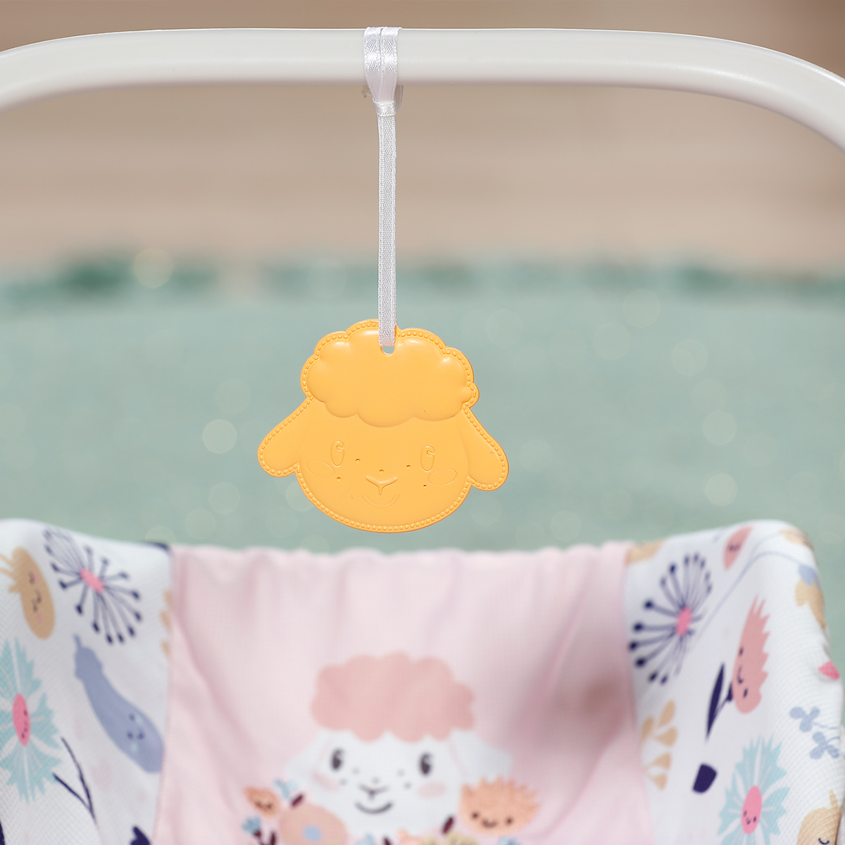 Крісло-переноска для ляльки Baby Born 2 в 1 Квітковий стиль 36-43 см — превʼю 3