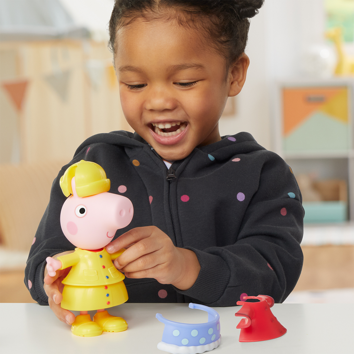 Ігровий набір дитячий Peppa Figurines Одягни Пеппу 15 см з аксесуарами — превʼю 9