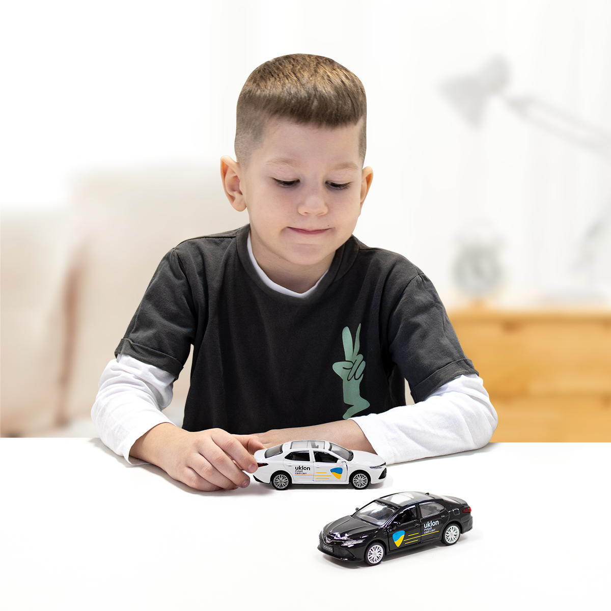 Автомодель Techno Drive Toyota Camry Uklon металева Чорна — превʼю 11