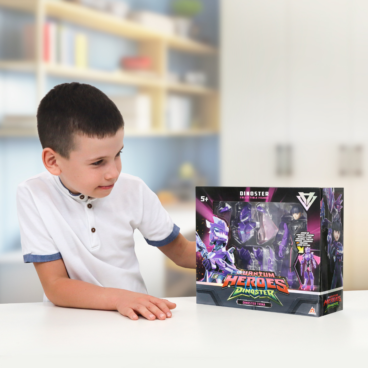 Фігурка Dinoster Тріна 20 см з дино-костюмом — превʼю 10