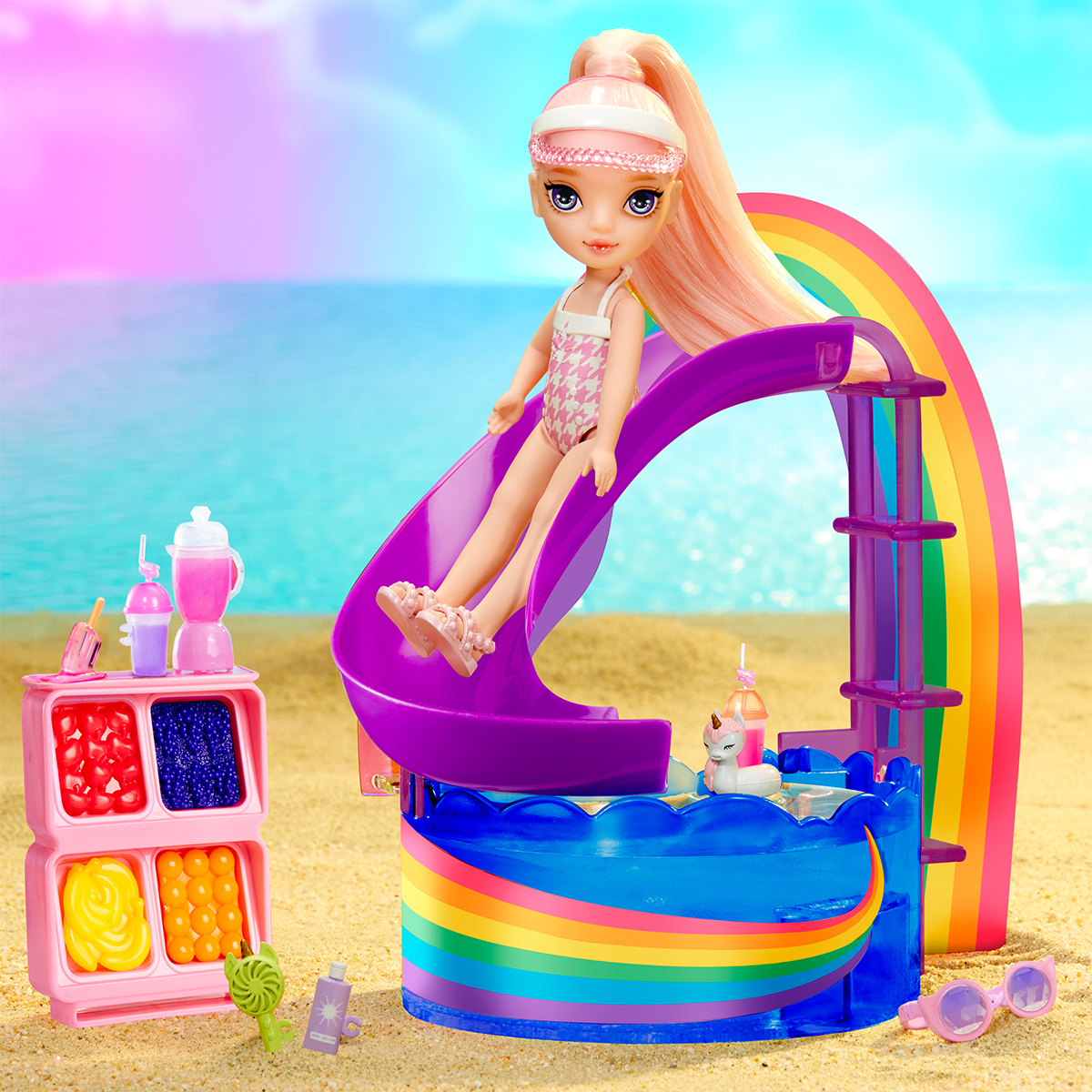 Ігровий набір Rainbow High Littles Веселкове свято в басейні з лялькою Блаш 15 см — превʼю 2