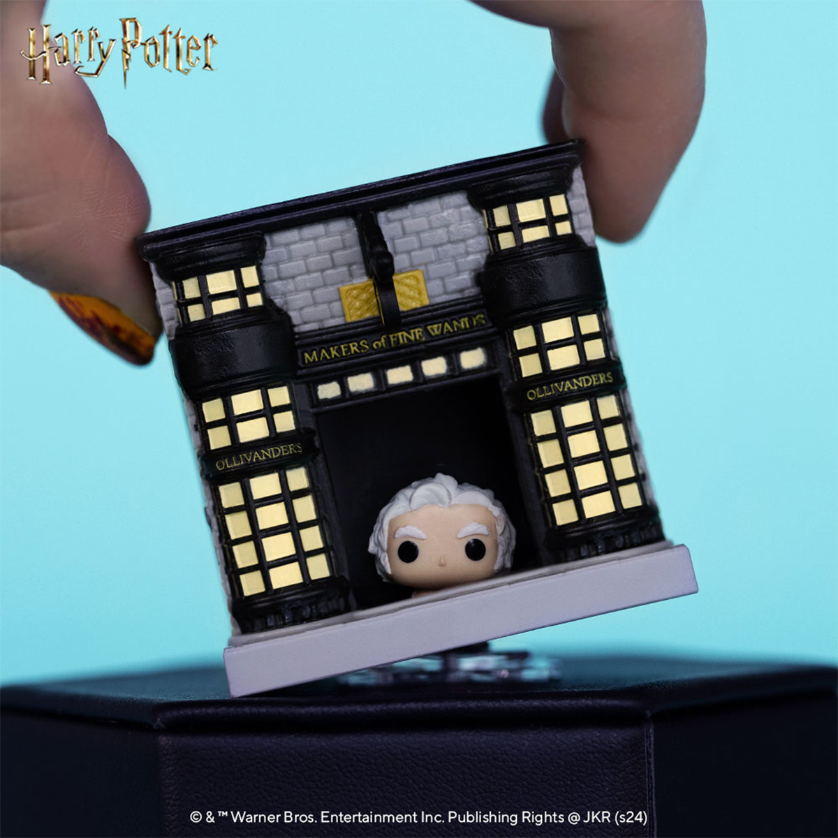 Набір фігурок Funko Bitty Pop Town — Гаррі Поттер Олівандер (Harry Potter Ollivander) — 2,54 см — превʼю 6