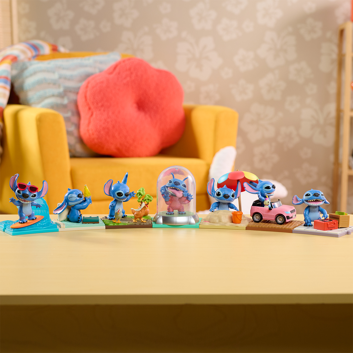 Фігурка-сюрприз Stitch Стіч колекційна 7,5 см — превʼю 9