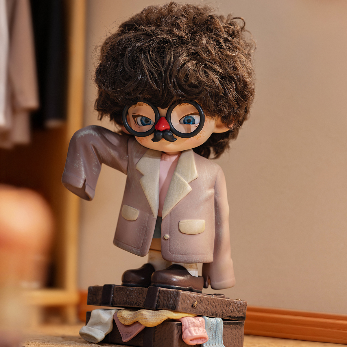 Фігурка JOTOYS серії Ukio Листи в нікуди – Pencil’s Whisper – 8-12 см — превʼю 4
