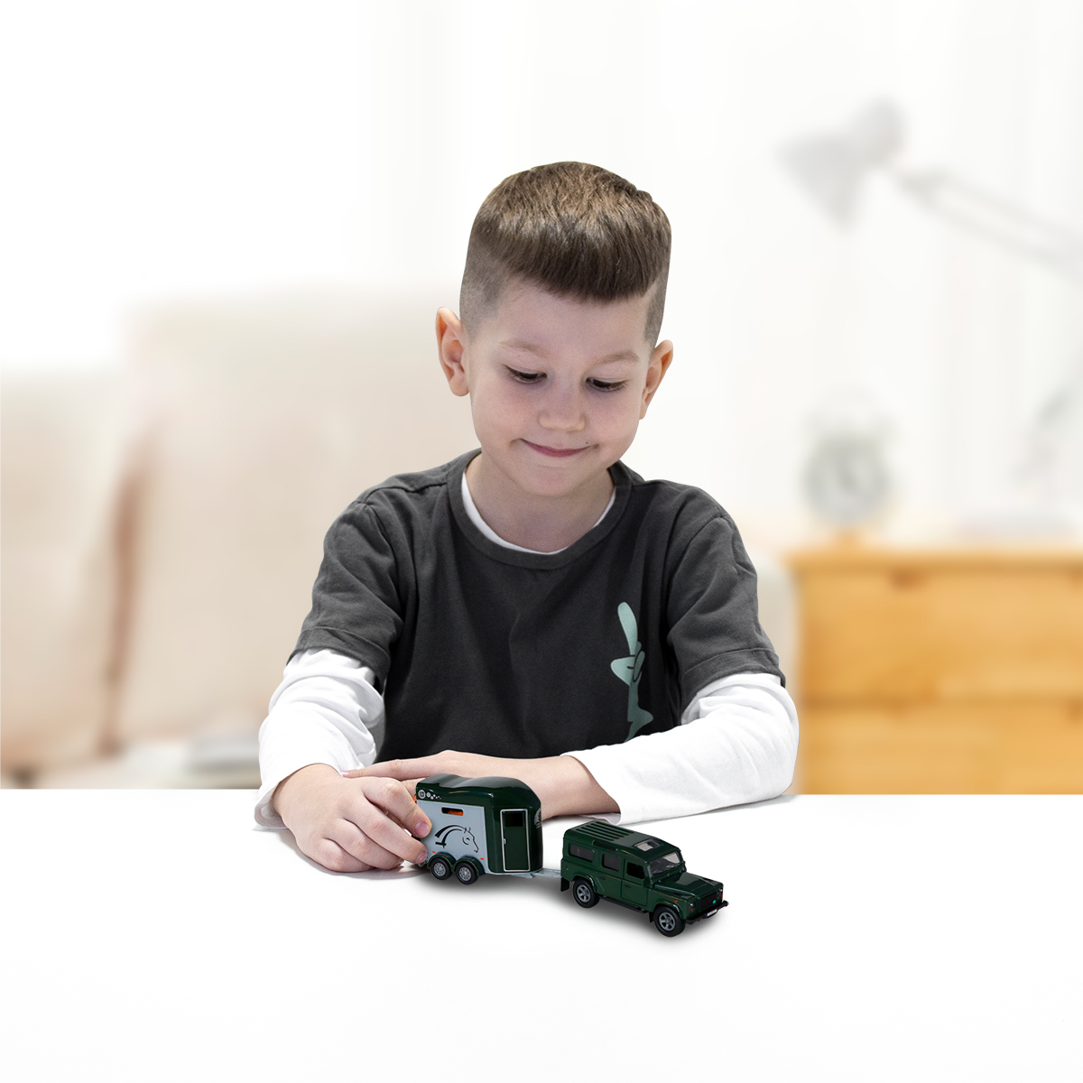 Ігровий набір Land Rover з причіпом та фігурками коней металевий 26 см — превʼю 3