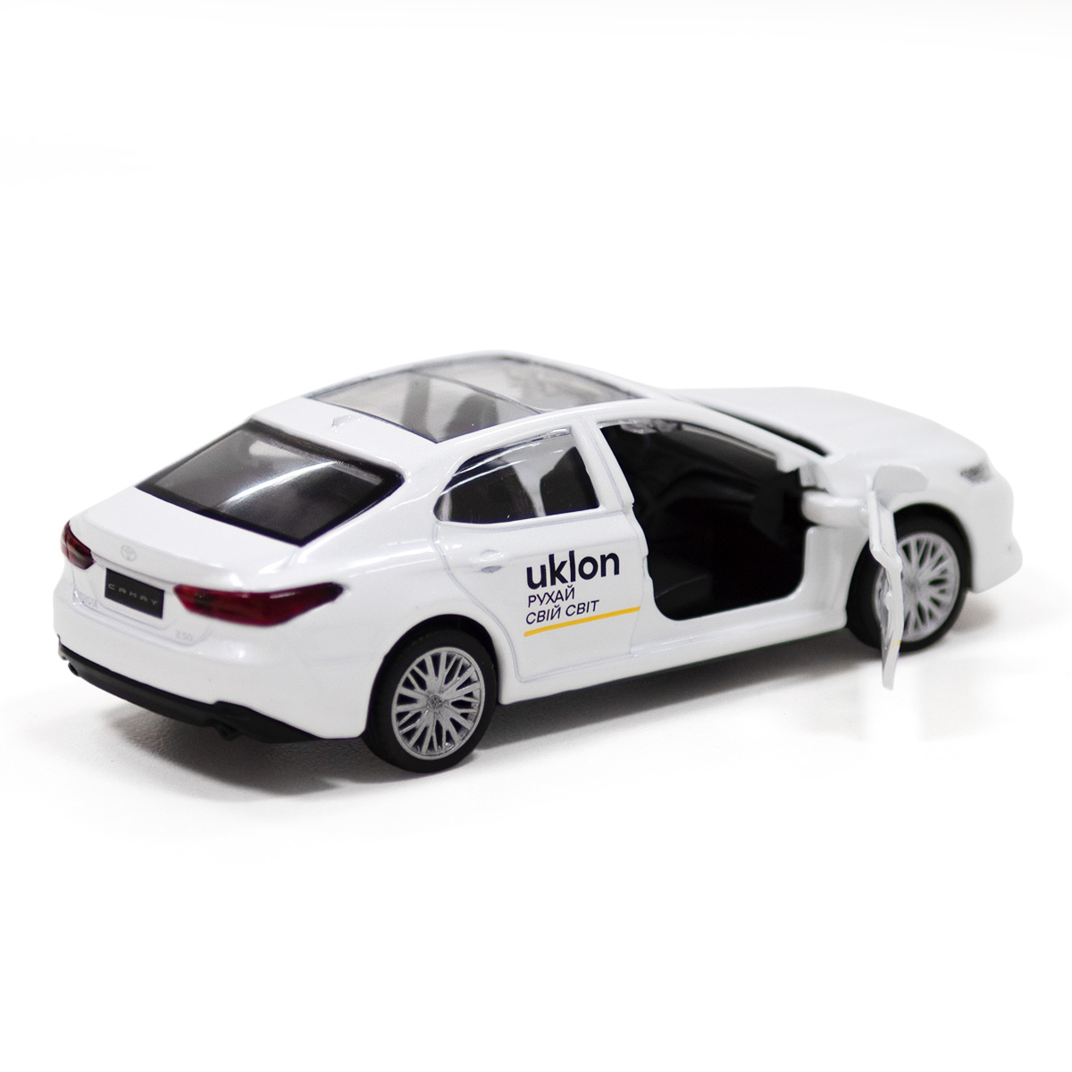 Автомодель TechnoDrive Toyota Camry Uklon металева Біла — превʼю 10