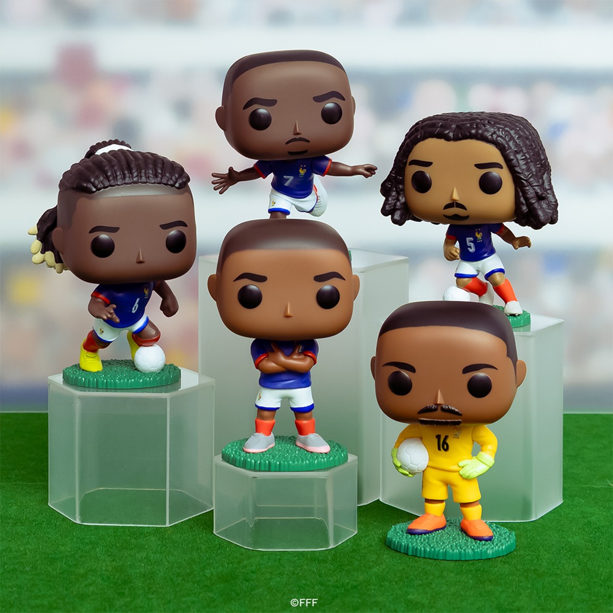 Ігрова фігурка Funko POP Football - Eduardo Camavinga Едуардо Камавінга — превʼю 6