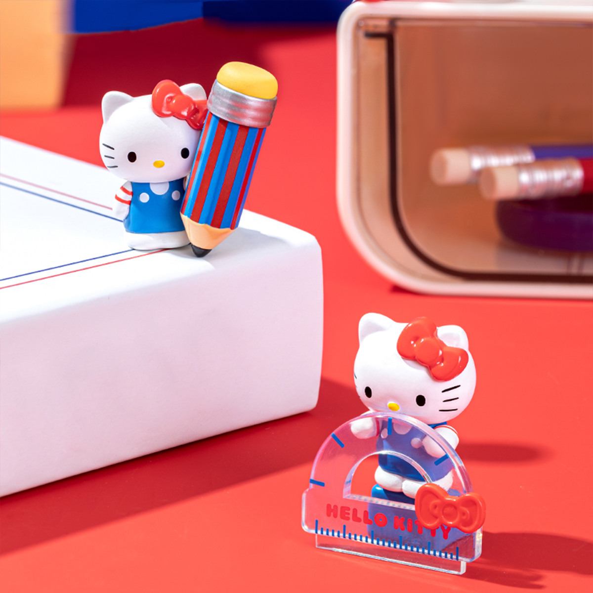 Фігурка-сюрприз Pop Top Hello Kitty (Hello Kitty) – 4 см — превʼю 4