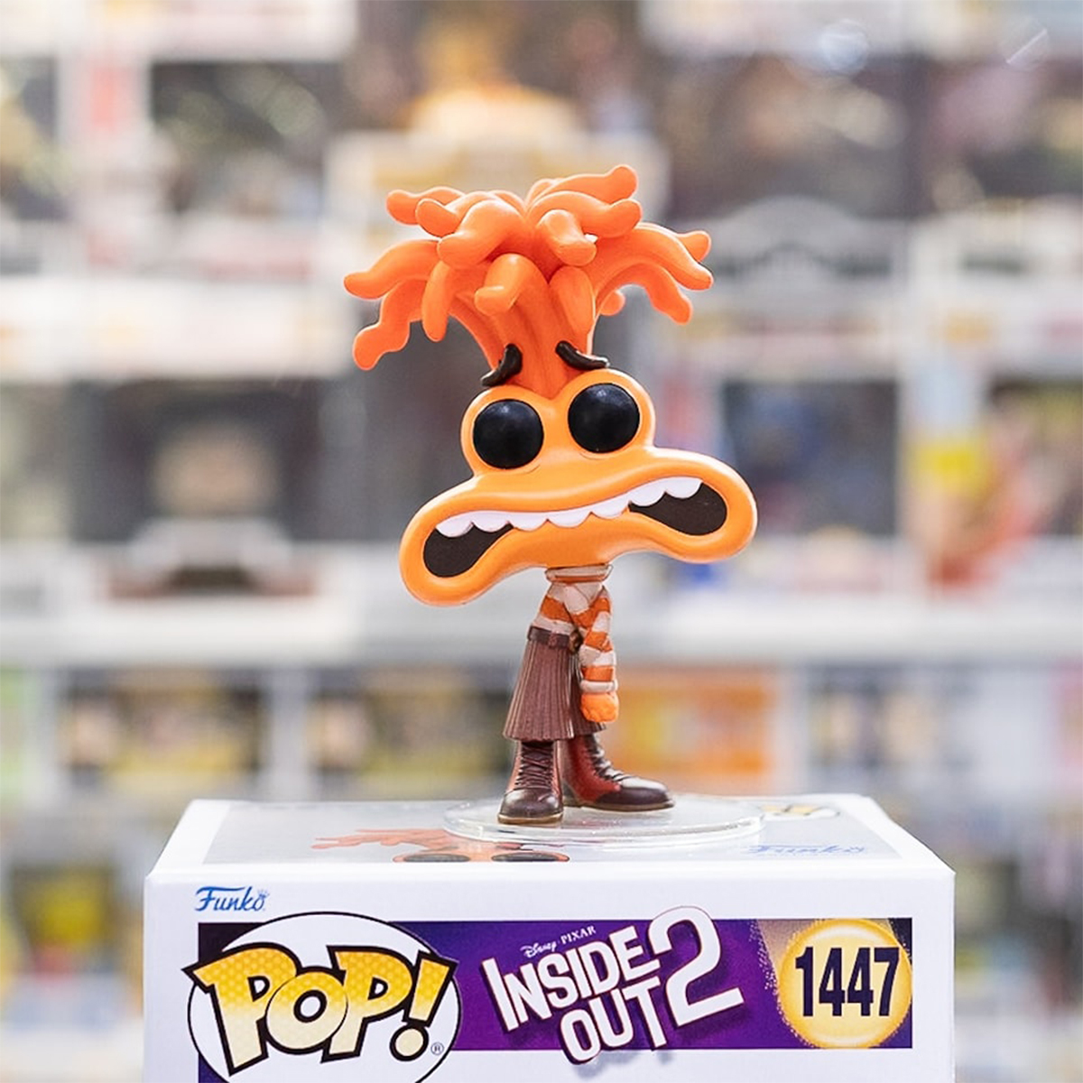 Ігрова фігурка Funko POP Inside Out 2 Anxiety Думками навиворіт Тривожність — превʼю 3