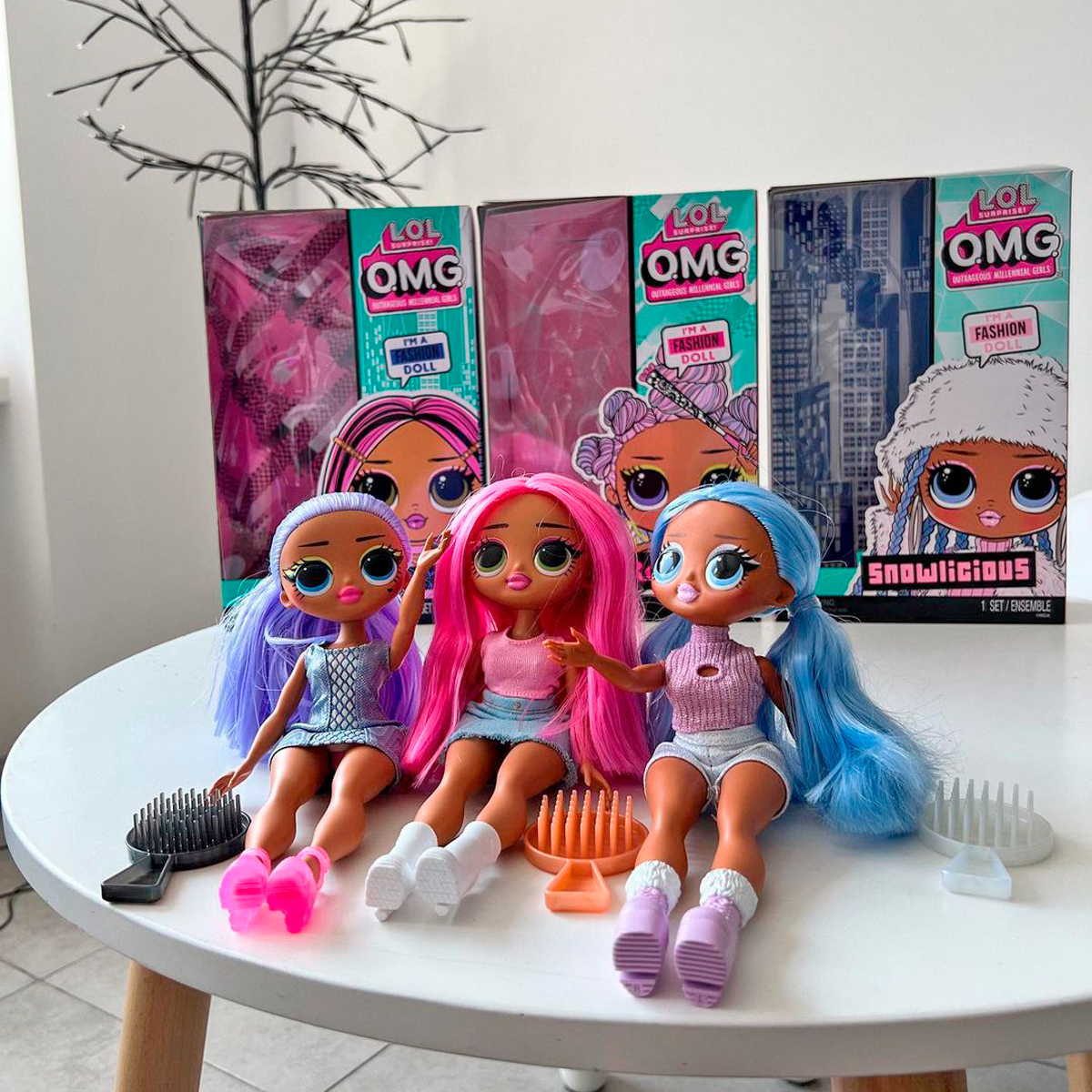 Лялька L.O.L. Surprise! серії OMG Сноулішес 27 см — превʼю 5